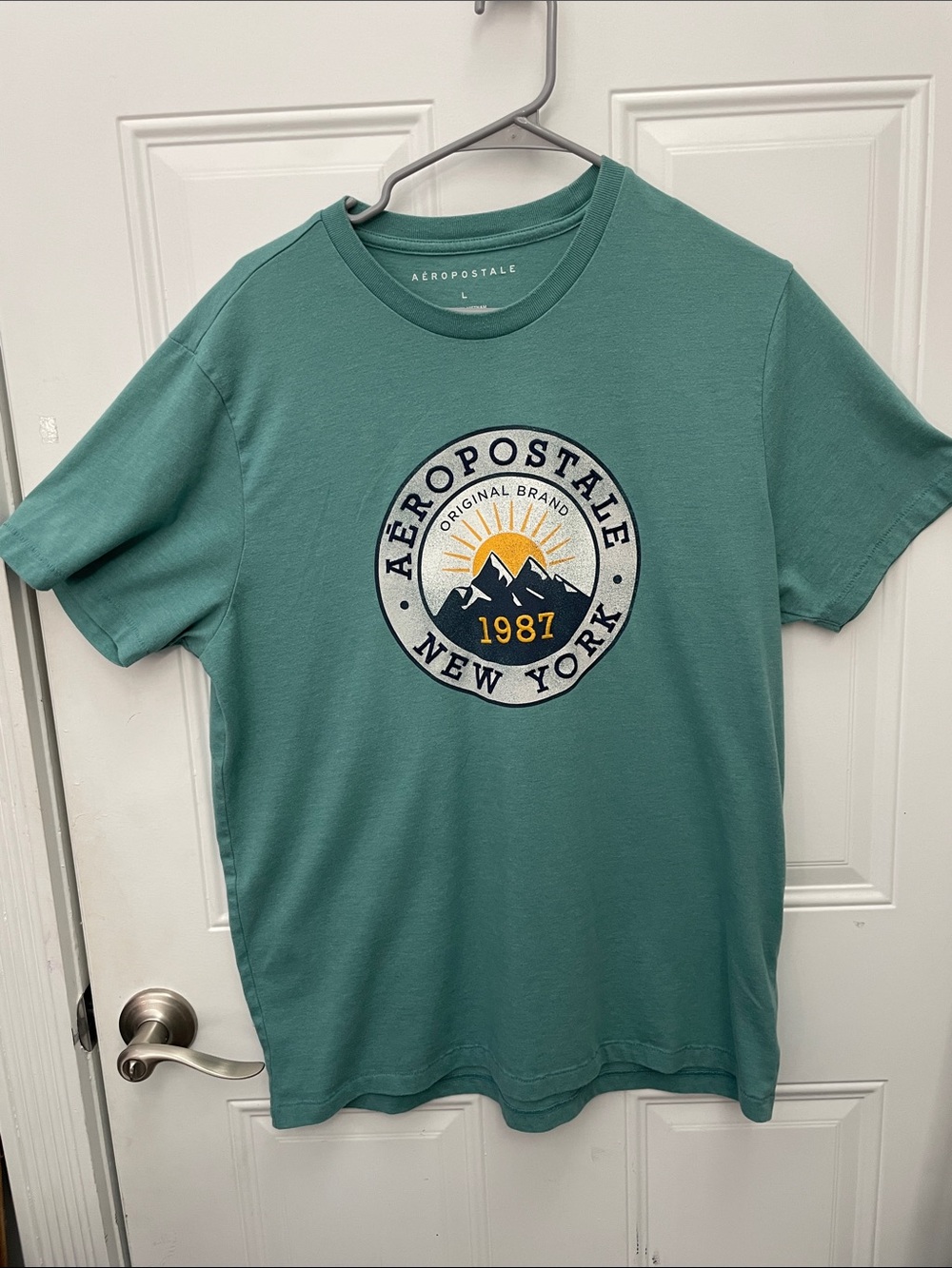 Aeropostale Men's Teal Graphic Logo Tee with Yellow Accent